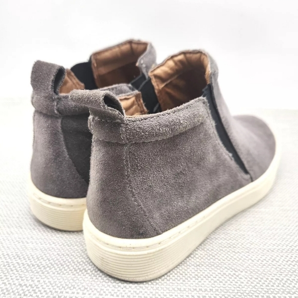 Sofft Size 6 M Gray Suede Ankle Bootie Arch Support High Top Comfort Pull On - Picture 8 of 13